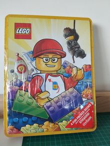 LEGO Book & Sticker Tin 2019