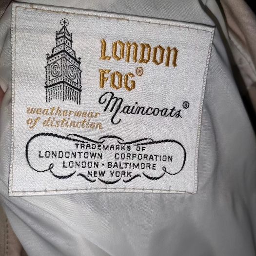 Vintage 80s London Fog Beige Trenchcoat size 10R(fit up to uk 12 or 14 ) postage included