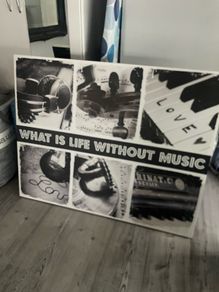large canvas perfect condition