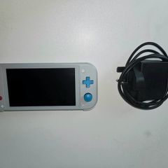Nintendo Switch Lite Pokemon Sword and Shield Edition