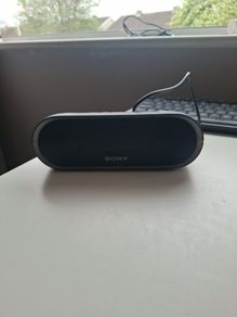 Sony Speakers SRS- XB20 with charging cable