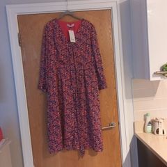 Rowen Avenue   Jennifer  Dress - Redprint.  S- Large -14-16.  B.N.W.T
