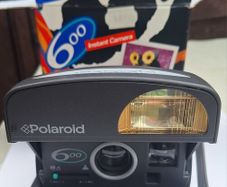 Polaroid 600 Instant Camera with Original Box & Manual