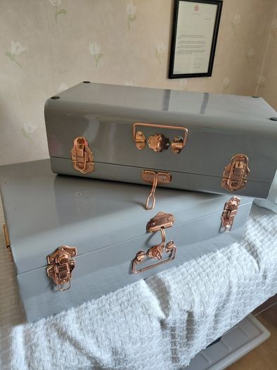 Suitcase storage