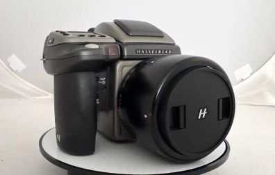 Hasselblad H1 Medium Format Film Camera Kit