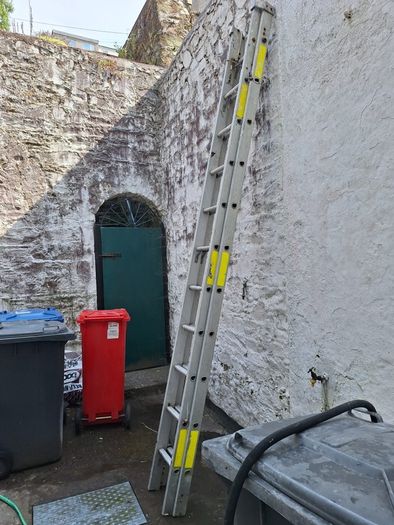 Extension Ladder