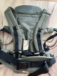 Ergobaby Omni classic baby carrier