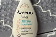 Aveeno baby Gentle bath &amp; wash