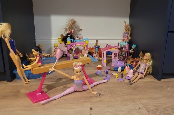 Barbie Party Batch Chelsea Dolls