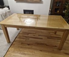 Beautiful White Oak Dining table would like gone by end of month