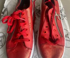 Trainers size uk5