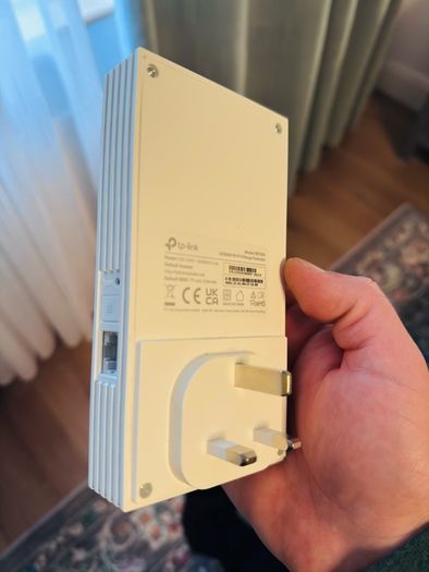 TP Link RE700X Extender