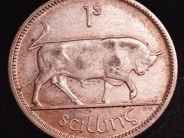 #709 - Ireland - 1928 - Shilling - Silver - KM.6