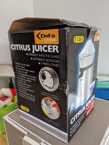 Citrus juicer