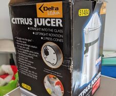 Citrus juicer