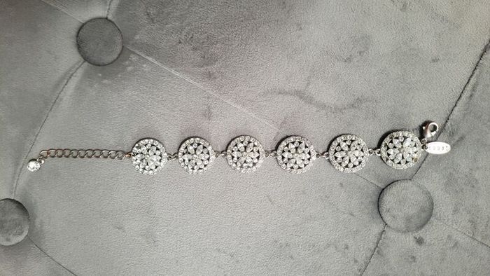 Costume jewellery