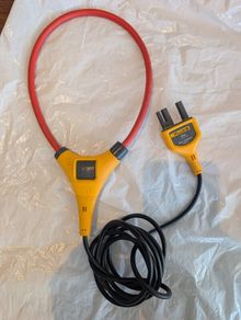 Fluke iFlex 12500-18 current clamp