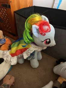 Build a bear rainbow dash with cape -discontinued