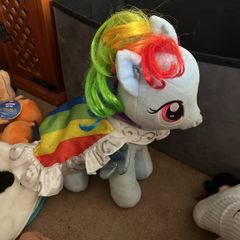 Build a bear rainbow dash with cape -discontinued