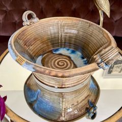 Stunning Discontinued Stoneware Jackson Kilkenny Fruit Serving Bowl