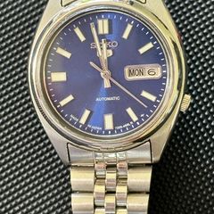 Vintage Seiko 5 Automatic Blue Dial (7009-3181) - Classic Look