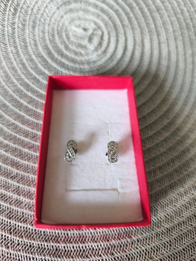 Silver earrings infinity sign