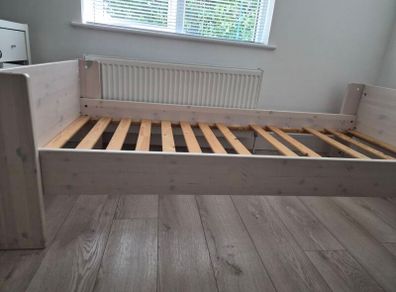 bed frame