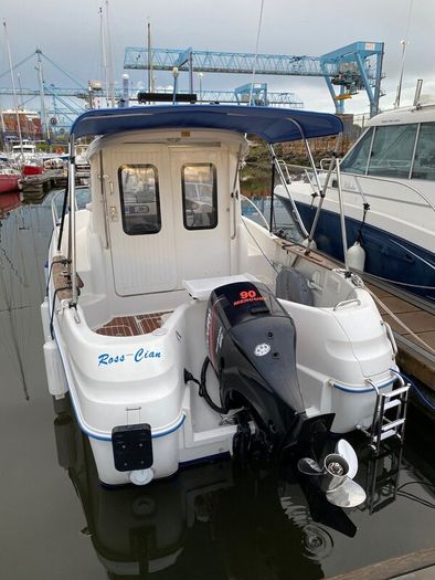 Quicksilver Pilothouse 580 boat