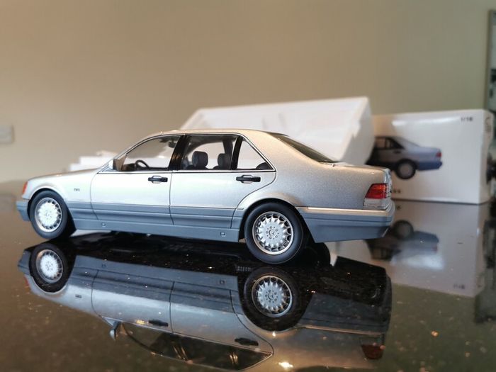 PRICE DROP Mercedes W140 S Class 1:18 model