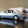 PRICE DROP Mercedes W140 S Class 1:18 model Image 3
