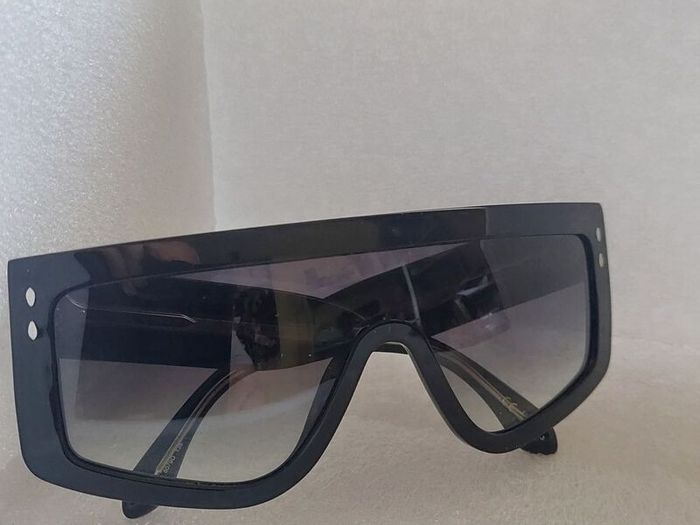 Exclusive Runway Statement  Isabel Marant Sunglasses