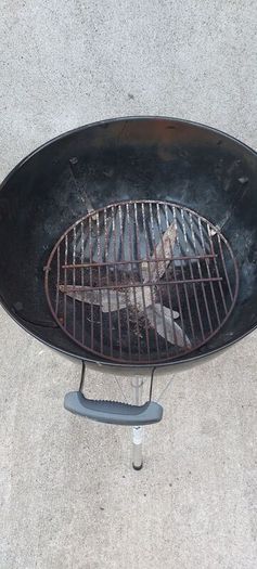 Weber Kettle 57 BBQ Charcoal Grill