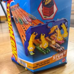 New Hot Wheels Roll Out Raceway Track Set