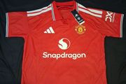 Manchester United (player version) home jersey 2026/27 size Large (would fit a medium)