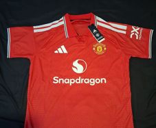 Manchester United (player version) home jersey 2026/27 size Large (would fit a medium)