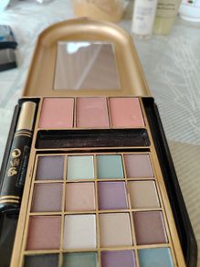 Eyeshadow