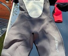 wetsuite