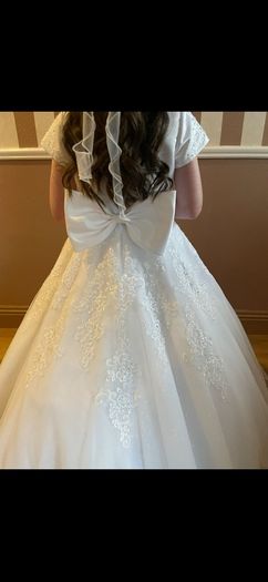 Communion Dress including all matching accessories, petit size , age 7