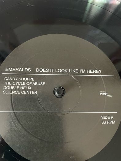 Emeralds - Does It Look Like I'm Here?