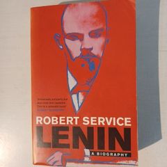 Lenin by Robert Service