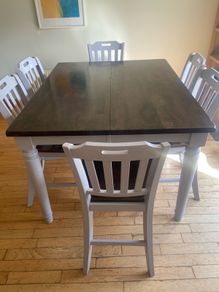 Kitchen Table and 7 Chairs