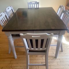 Kitchen Table and 7 Chairs