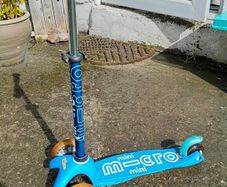 Micro mini scooter