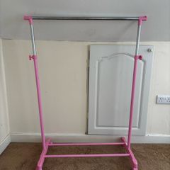 Small clothes rail