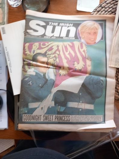Historic Newspapers, Titanic, 9/11, Diana Death