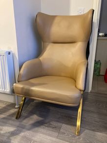 VOGUE Wingback Armchair
