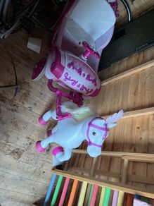 Electric ride on princess carriage