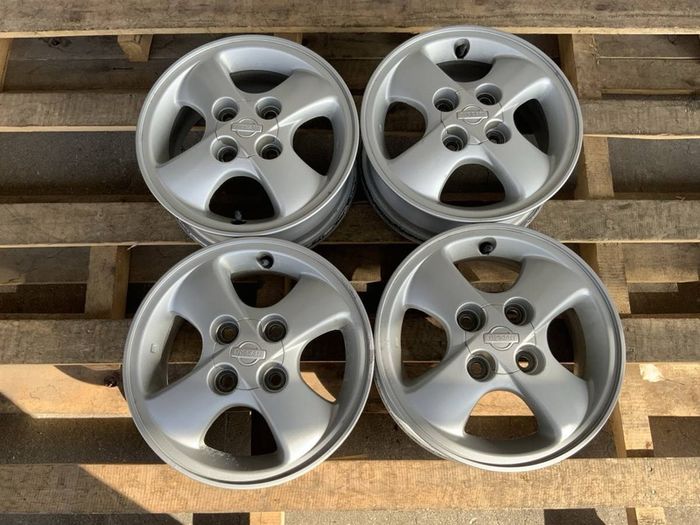 Wanted: Nissan micra k11 alloys wheels