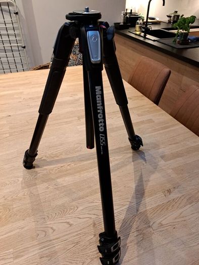 Camera Tripod Manfrotto 055
