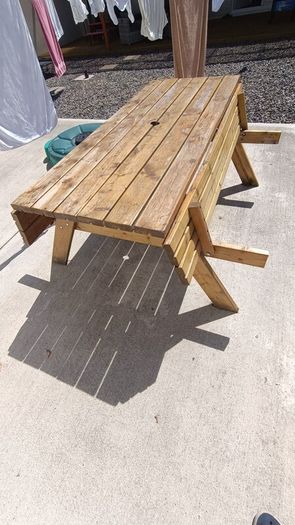 Woodie's Garden Picnic Bench